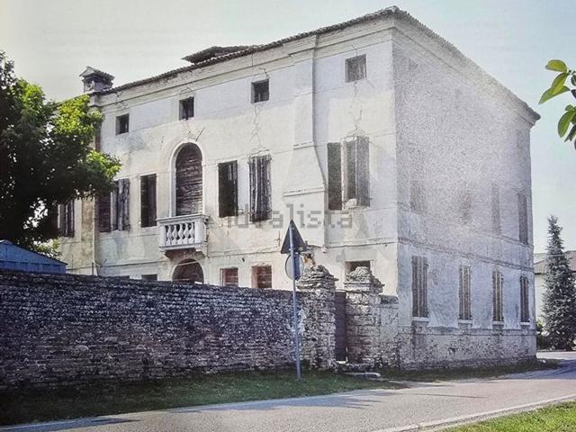 Case e ville in vendita di 832 m² in Vicolo del Voto