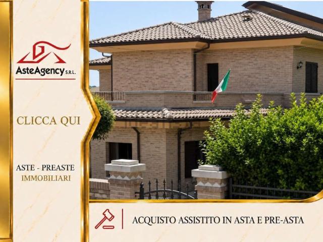 Case e ville in vendita di 835 m² in Borgo Paolo Danti, 2