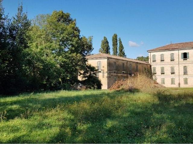Case e ville in vendita di 840 m² in Via Cavour