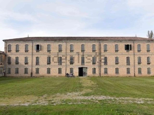 Case e ville in vendita di 840 m² in Via Cavour