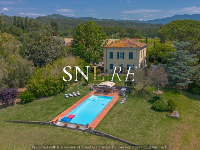 Case e ville in vendita di 840 m² in Via dei Cotani