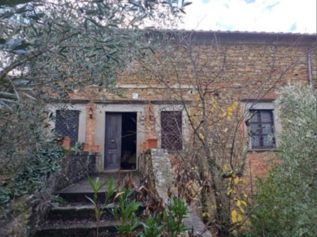 Case e ville in vendita di 849 m² in Via Madonna del Bagno
