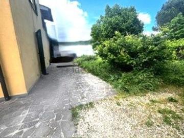 Case e ville in vendita di 84 m² in Via San Lorenzo