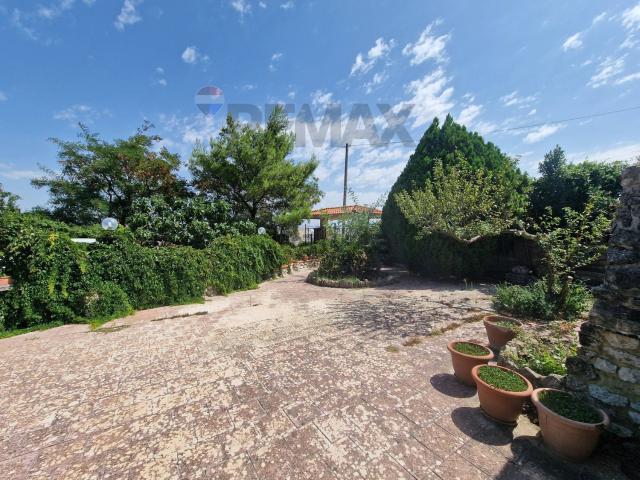 Case e ville in vendita di 84 m²