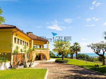 Francavilla al Mare, Chieti Abruzzo - Piscina