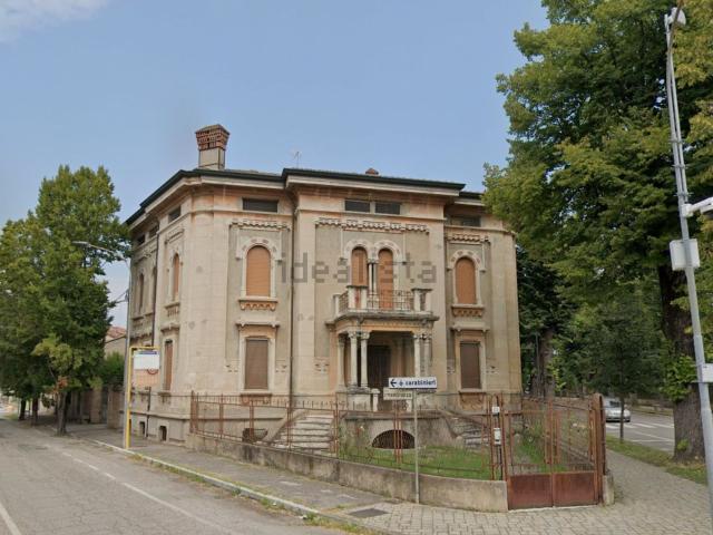 Case e ville in vendita di 850 m²