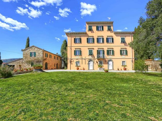 Case e ville in vendita di 850 m² in Via delle Piagge