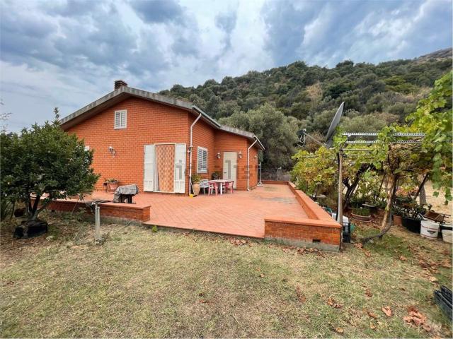 Case e ville in vendita di 85 m² in Località Costa Turchina