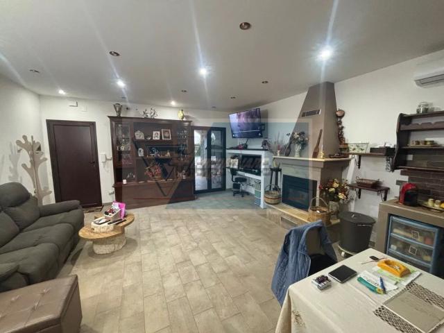 Case e ville in vendita di 85 m² in Traversa Fontana Mortella