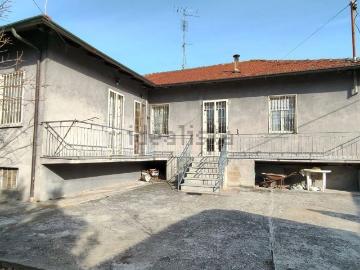 Case e ville in vendita di 85 m² in Via delle Lose, 5