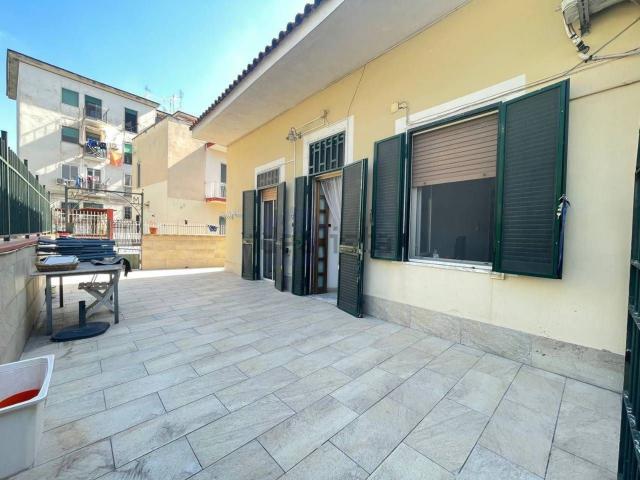 Case e ville in vendita di 85 m² in Via Melito, 62