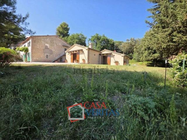 Case e ville in vendita di 85 m²