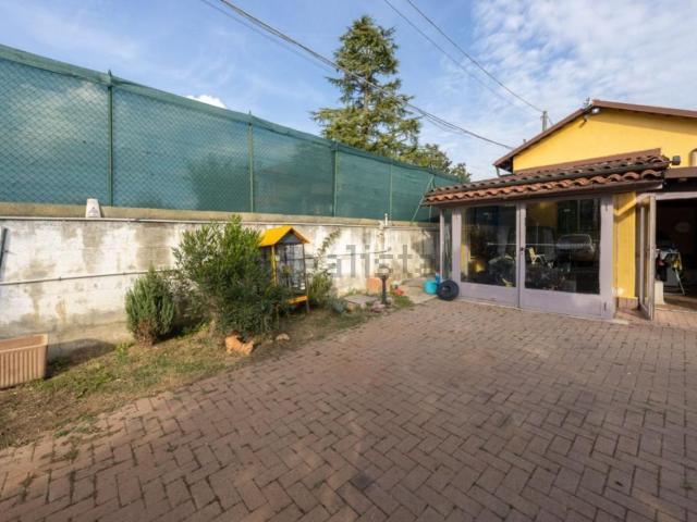 Case e ville in vendita di 86 m² in Borgo Crocera, 11