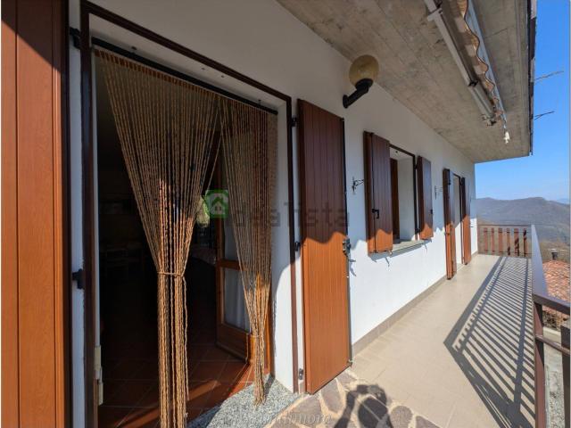 Case e ville in vendita di 86 m² in Via San Defendente