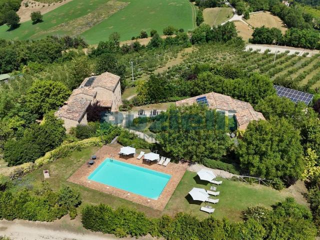 Case e ville in vendita di 872 m² in Contrada Schito