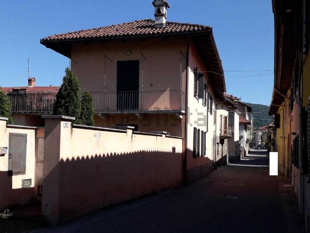 Case e ville in vendita di 88 m² in Strada Madonnina, 58