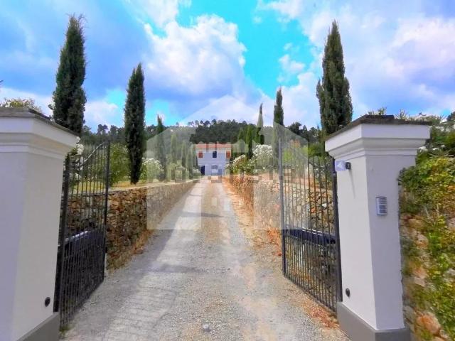 Case e ville in vendita di 891 m² in Via della Pieve