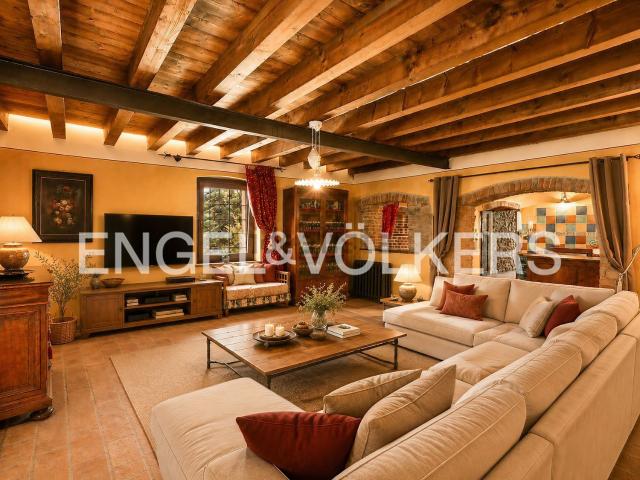 Case e ville in vendita di 891 m² in Località Bercelli