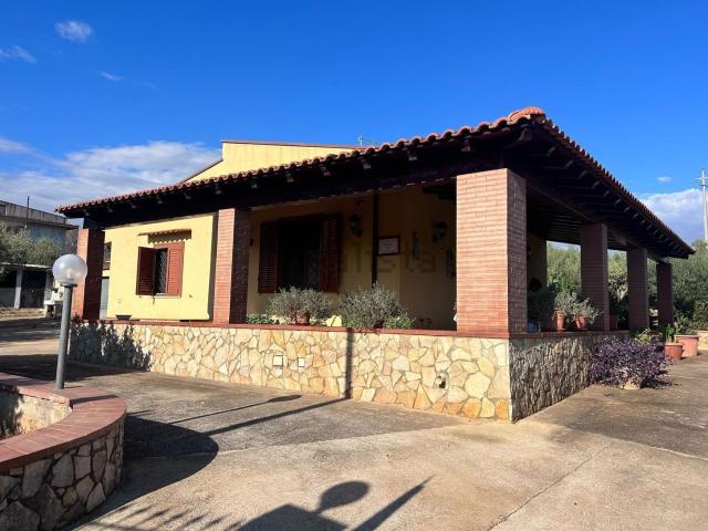 Case e ville in vendita di 93 m² in Strada Santoro