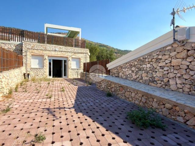 Case e ville in vendita di 93 m²