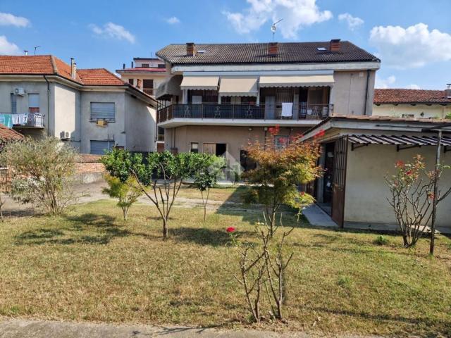 Case e ville in vendita di 900 m² in Via Roma, 8