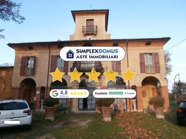 Case e ville in vendita di 906 m² in Via Santa Maria