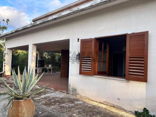 Case e ville in vendita di 90 m² in Contrada Madonna