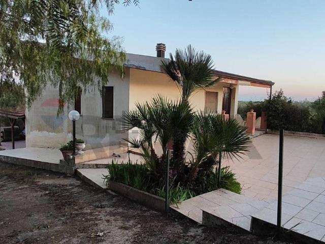 Case e ville in vendita di 90 m² in Contrada San Nicolò Le Canne