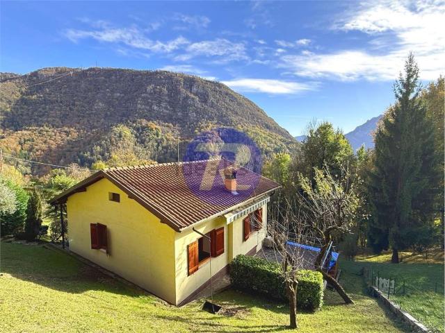 Case e ville in vendita di 90 m² in Località Vite