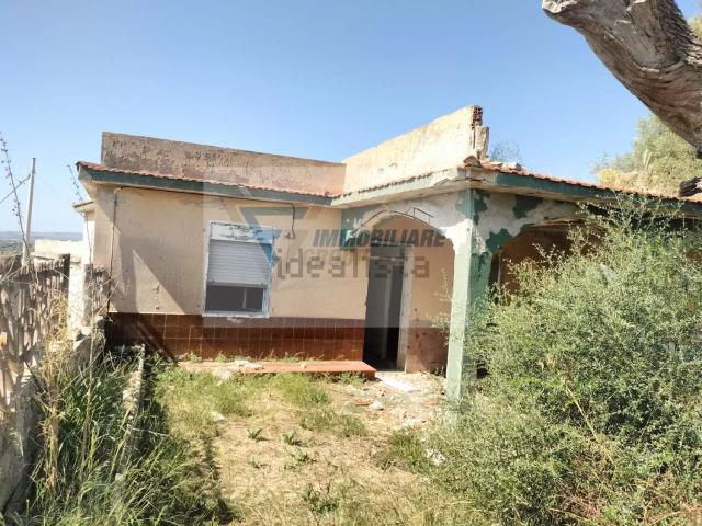 Case e ville in vendita di 90 m² in Traversa Vallone Carancino