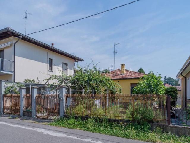 Case e ville in vendita di 90 m² in Via Avogadro, 22