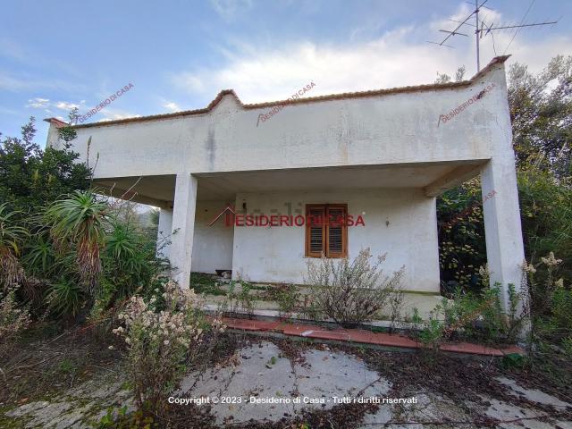 Case e ville in vendita di 90 m² in Via Cavallacci, 43