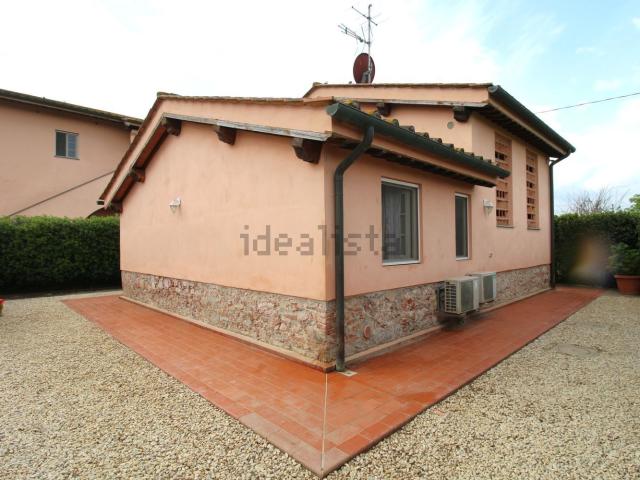 Case e ville in vendita di 90 m² in Via di Bagnile, 11