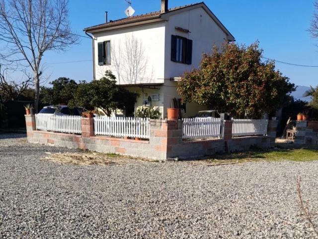 Case e ville in vendita di 90 m² in Via Galigana