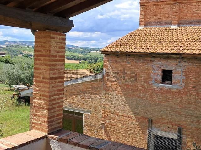Case e ville in vendita di 90 m² in Via Marche