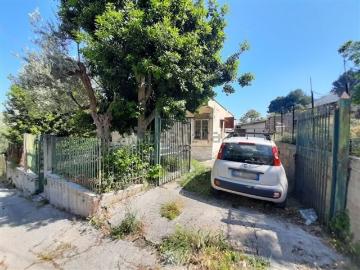 Case e ville in vendita di 90 m² in Via Prodi di Benedetto