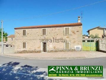 Case e ville in vendita di 90 m² in Via Risorgimento, 21