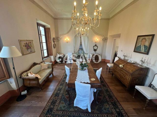 Case e ville in vendita di 913 m² in Via Mandelli, 18
