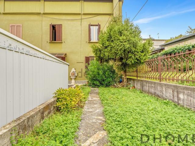 Case e ville in vendita di 91 m² in Via Fornaci