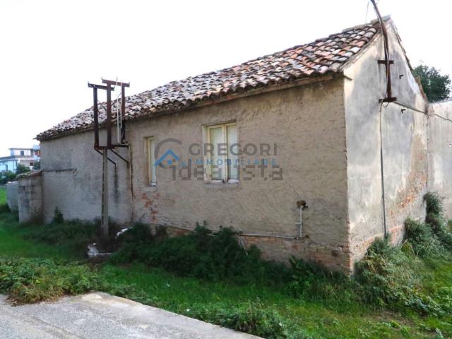 Case e ville in vendita di 91 m² in Via G. Marconi