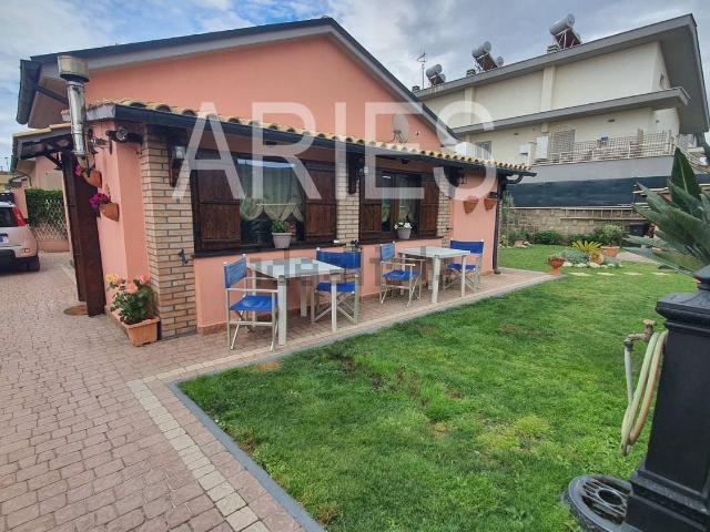Case e ville in vendita di 91 m² in Viale di Focene