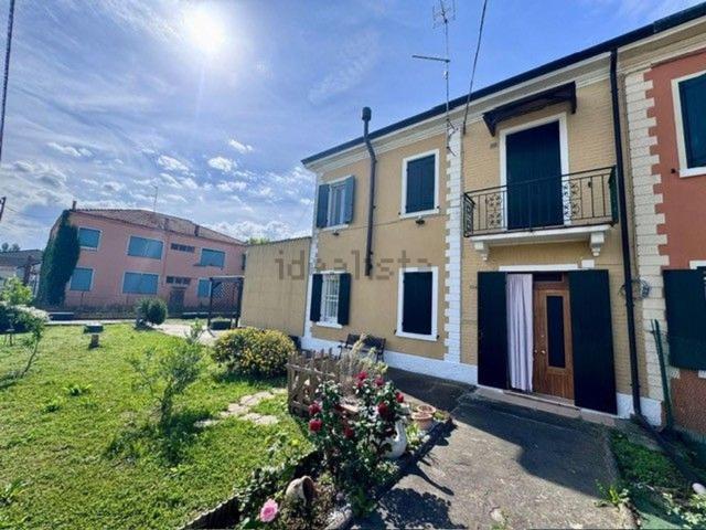 Case e ville in vendita di 91 m²