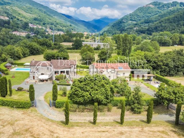 Case e ville in vendita di 925 m² in Strada Provinciale 21