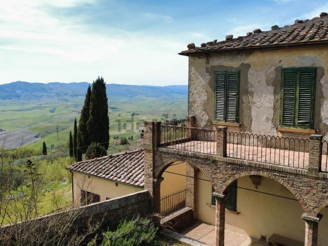 Case e ville in vendita di 930 m²
