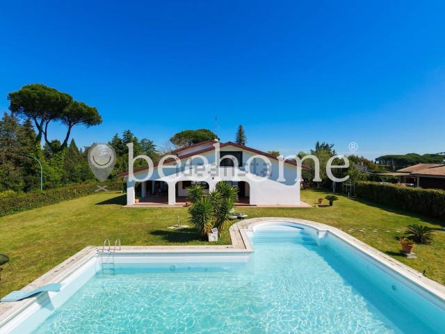 Case e ville in vendita di 930 m² in Largo Olgiata, 15