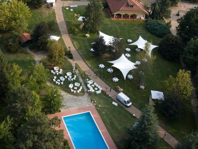 Case e ville in vendita di 930 m² in Strada Menabo