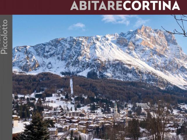 Case e ville in vendita di 940 m² in Piazza Silvestro Franceschi