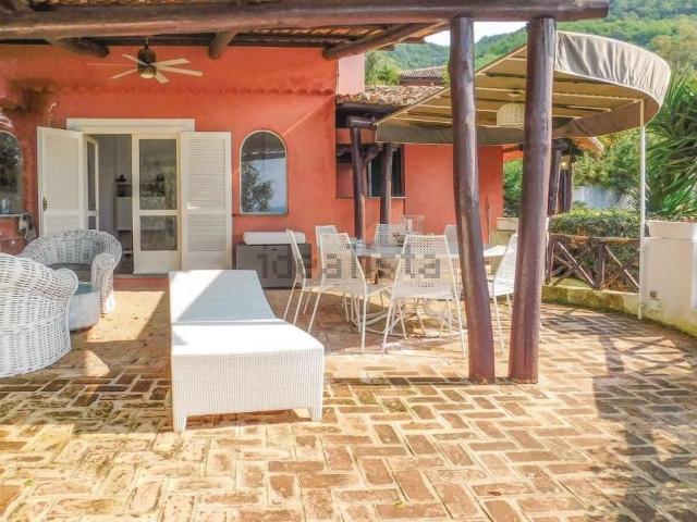 Case e ville in vendita di 94 m² in Strada marina di bordila