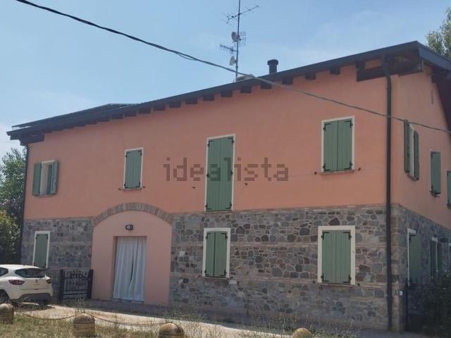 Case e ville in vendita di 94 m² in Via Cristoforo Colombo