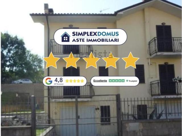 Case e ville in vendita di 94 m² in Via Ilaria Alpi